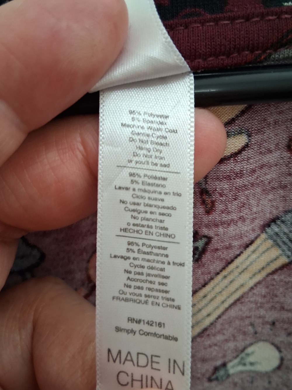 LuLaRoe Burgundy Short Sleeve V-Neck Top Size XL - Picture 5 of 5